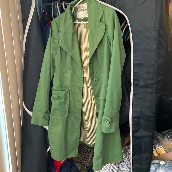 Green spring jacket - Picture 1 of 1